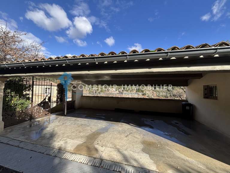 Maison Goudargues - 4 chambres - 224m²