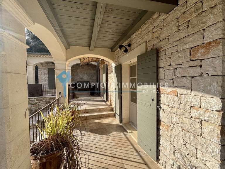 Maison Goudargues - 4 chambres - 224m²