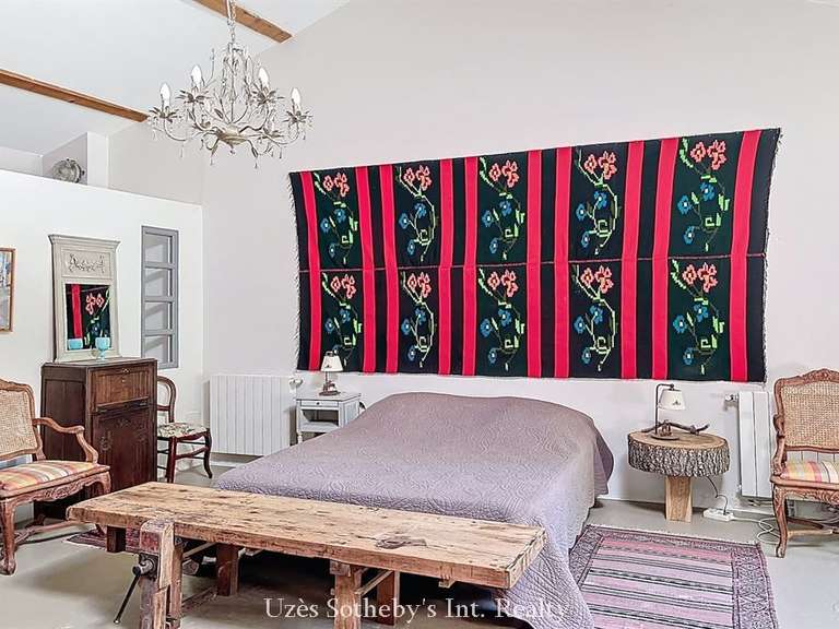 Propriété Goudargues - 7 chambres - 361m²
