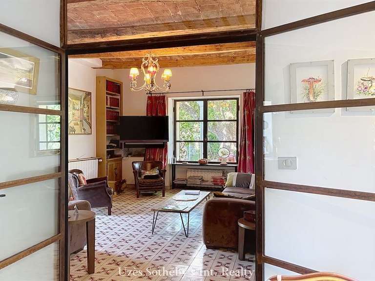 Propriété Goudargues - 7 chambres - 361m²