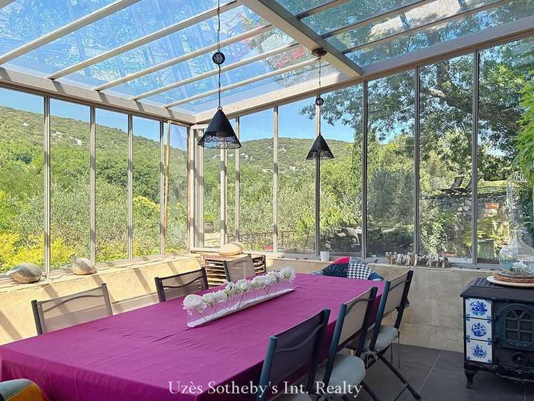 Propriété Goudargues - 7 chambres - 361m²
