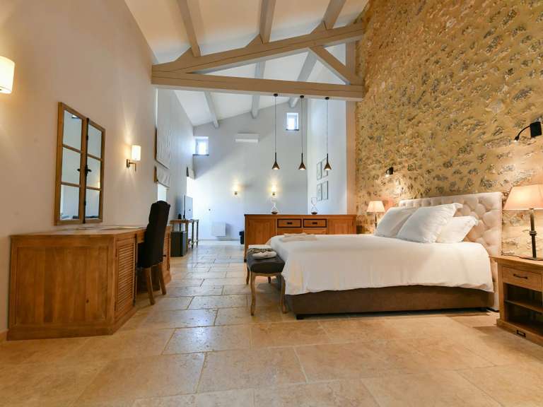 Propriété Goudargues - 7 chambres - 900m²