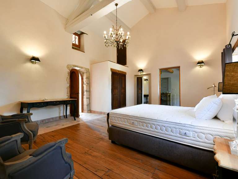 Propriété Goudargues - 7 chambres - 900m²