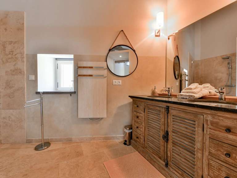 Propriété Goudargues - 7 chambres - 900m²