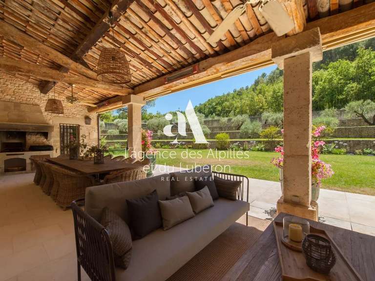 House Goult - 9 bedrooms - 12000m²