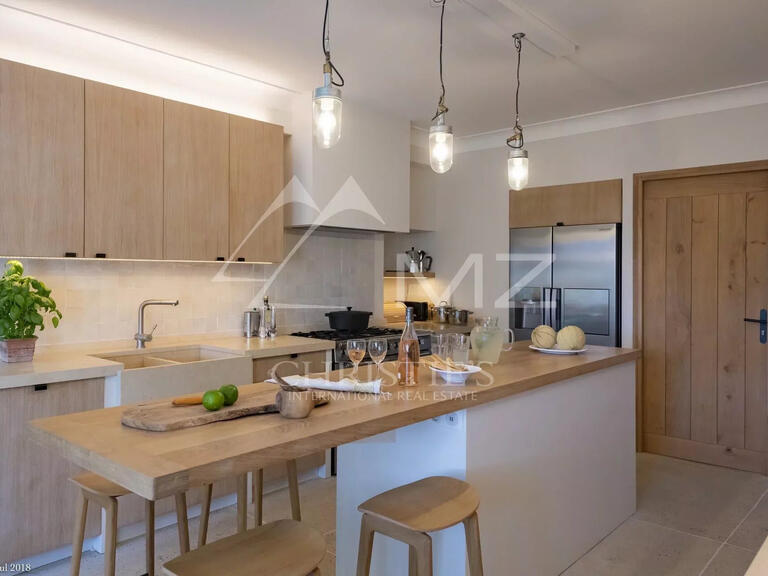 House Goult - 6 bedrooms - 500m²