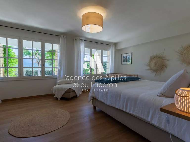 House Goult - 5 bedrooms - 350m²