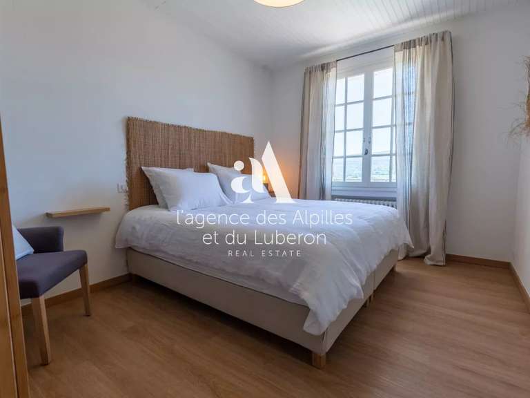 House Goult - 5 bedrooms - 350m²