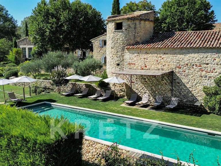 House Goult - 10 bedrooms - 660m²