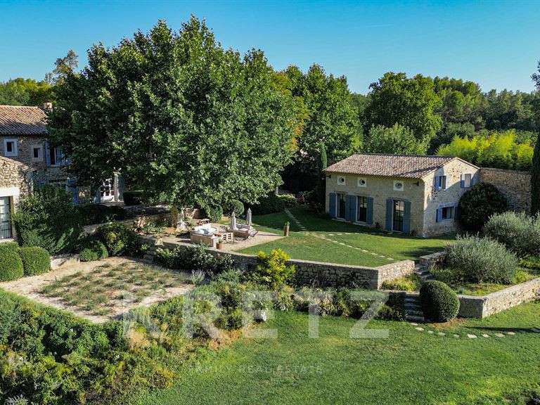 Maison Goult - 10 chambres - 660m²