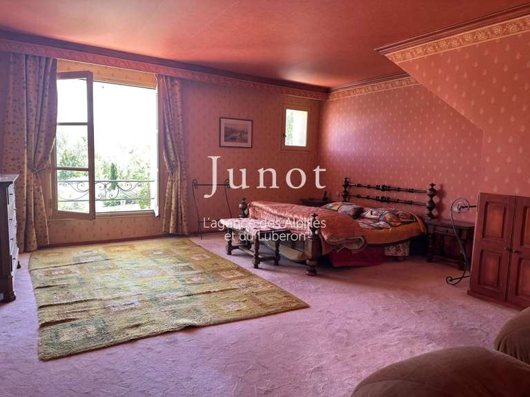 House Goult - 7 bedrooms - 550m²