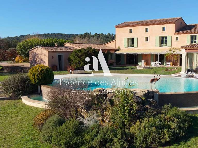 Maison Goult - 7 chambres - 7177m²