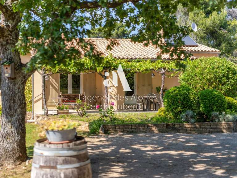 Maison Goult - 3 chambres - 137m²