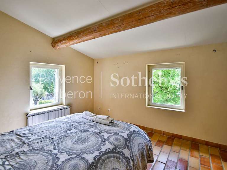 Maison Goult - 4 chambres - 180m²