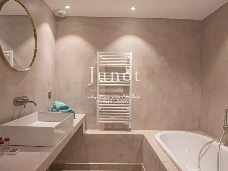 Maison Goult - 5 chambres - 180m²