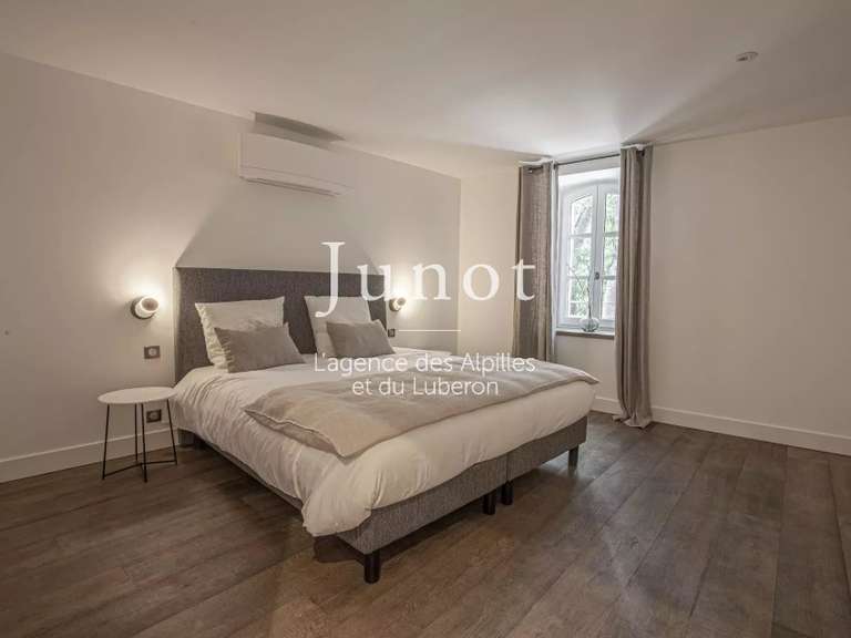 Maison Goult - 5 chambres - 180m²