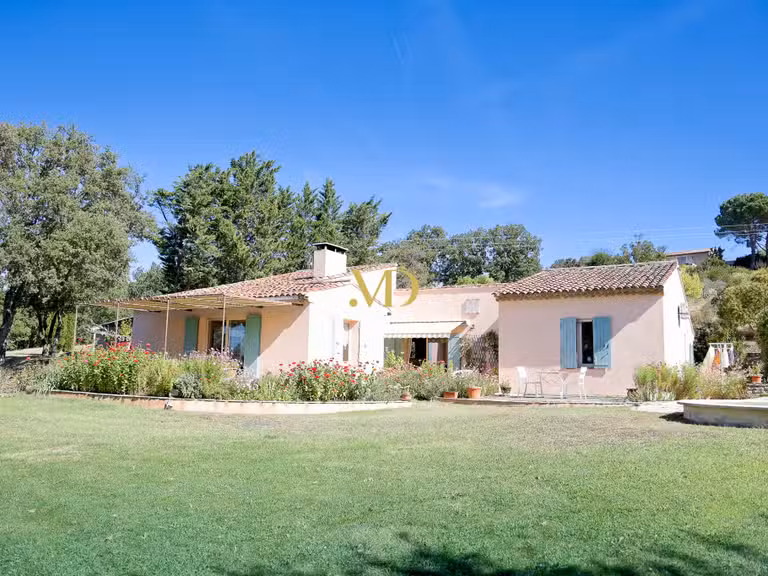 House Goult - 4 bedrooms - 160m²