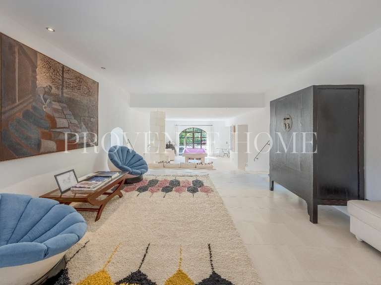 Propriété Goult - 9 chambres - 623m²