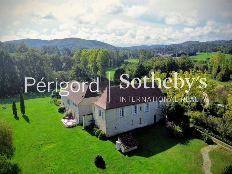 Maison Gourdon - 6 chambres - 400m²