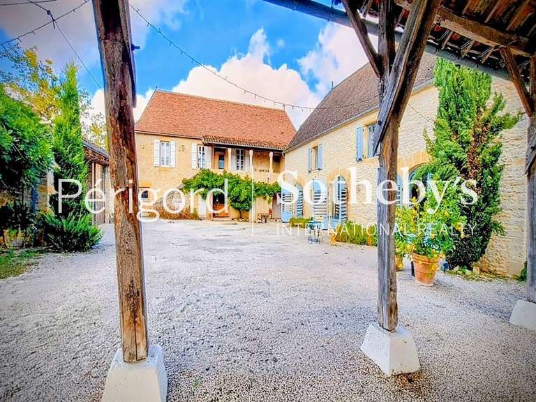 House Gourdon - 6 bedrooms - 400m²