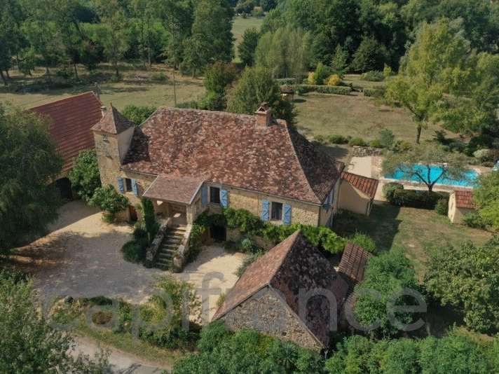 Sale Property Gourdon 795 000€ 350m²