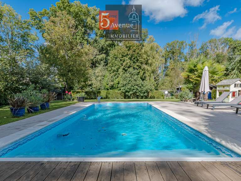 House Gouvieux - 5 bedrooms - 250m²