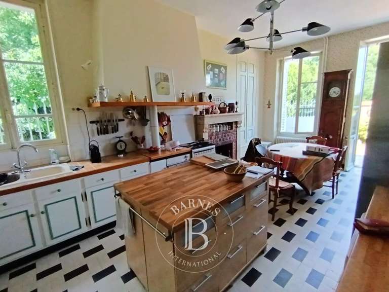 Maison Graçay - 6 chambres - 410m²