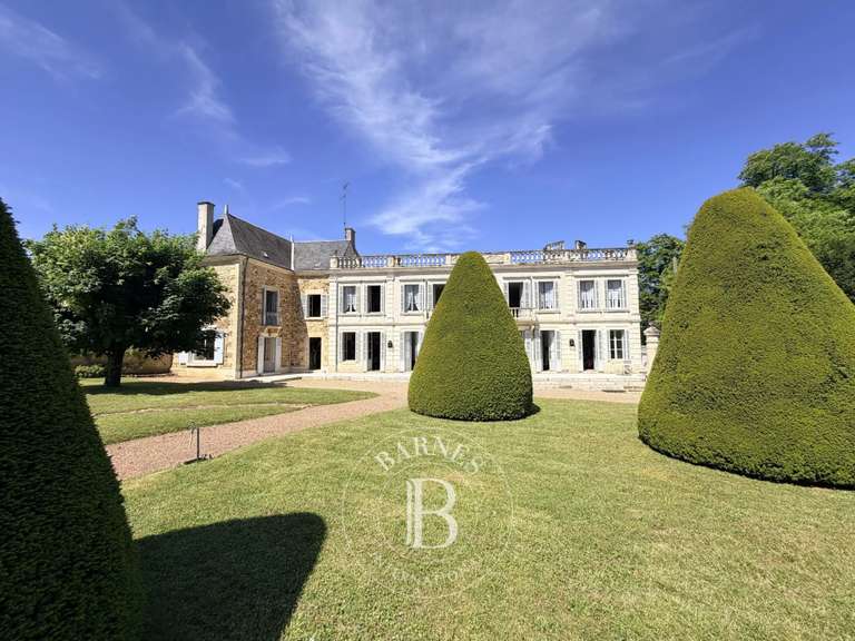 Maison Graçay - 6 chambres - 410m²