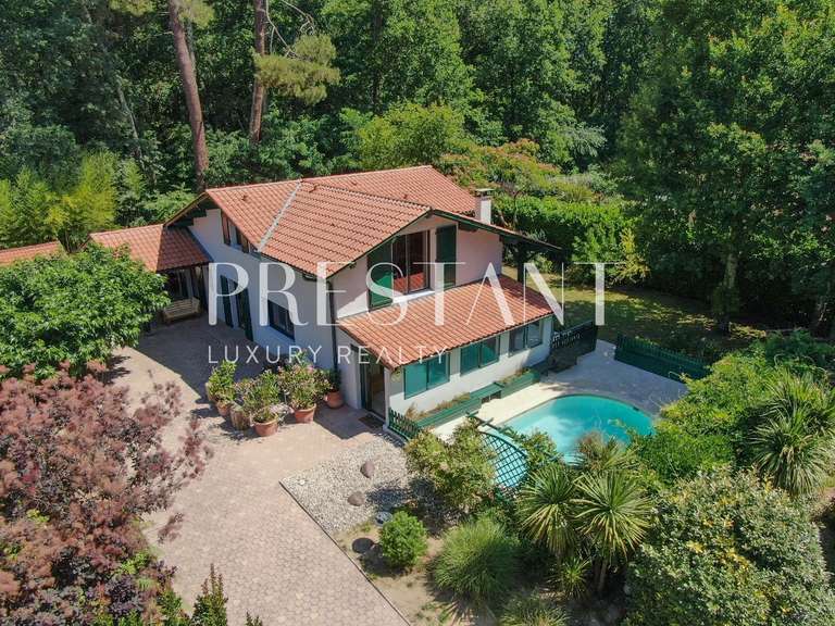 House Gradignan - 4 bedrooms - 190m²