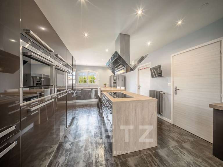 House Gradignan - 5 bedrooms - 260m²