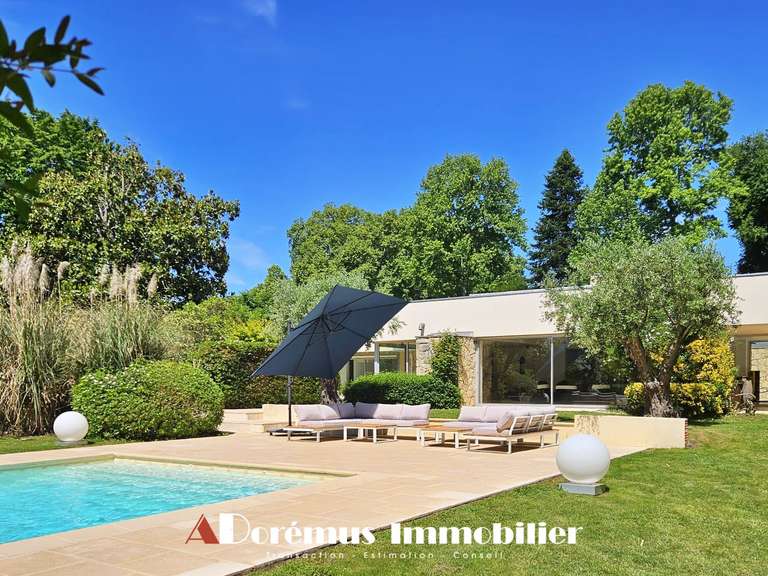 Maison Gradignan - 4 chambres - 270m²