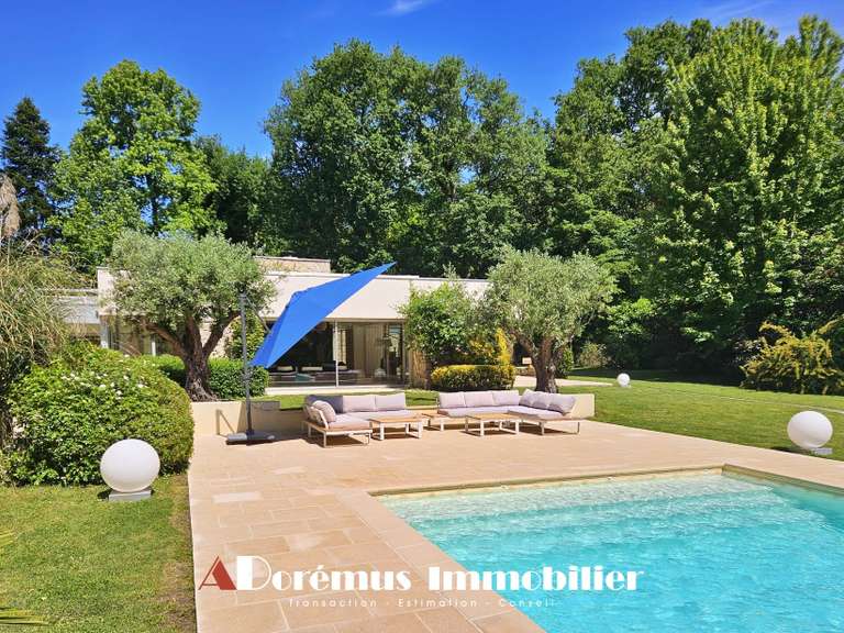 Maison Gradignan - 4 chambres - 270m²