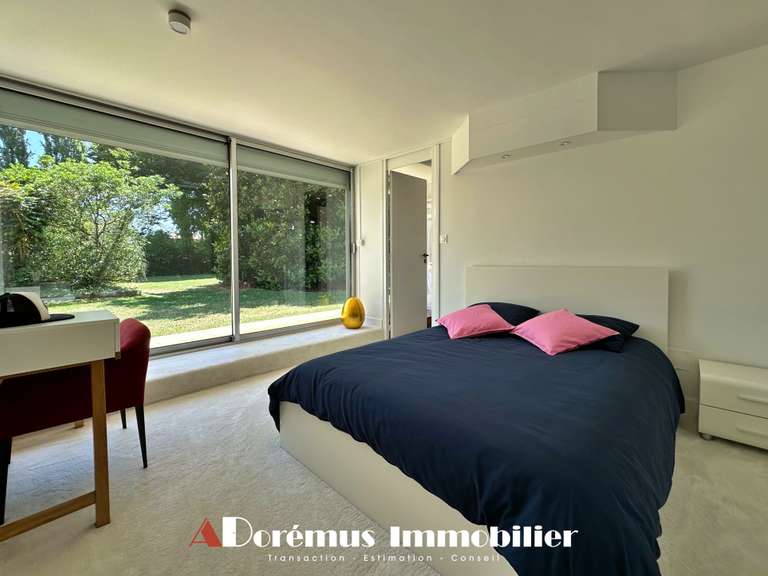 Maison Gradignan - 4 chambres - 270m²
