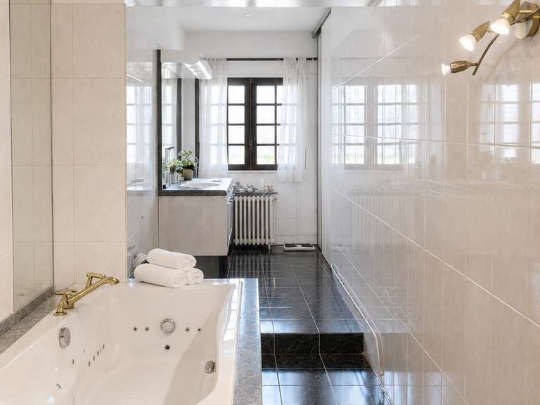 Maison Gradignan - 4 chambres - 200m²