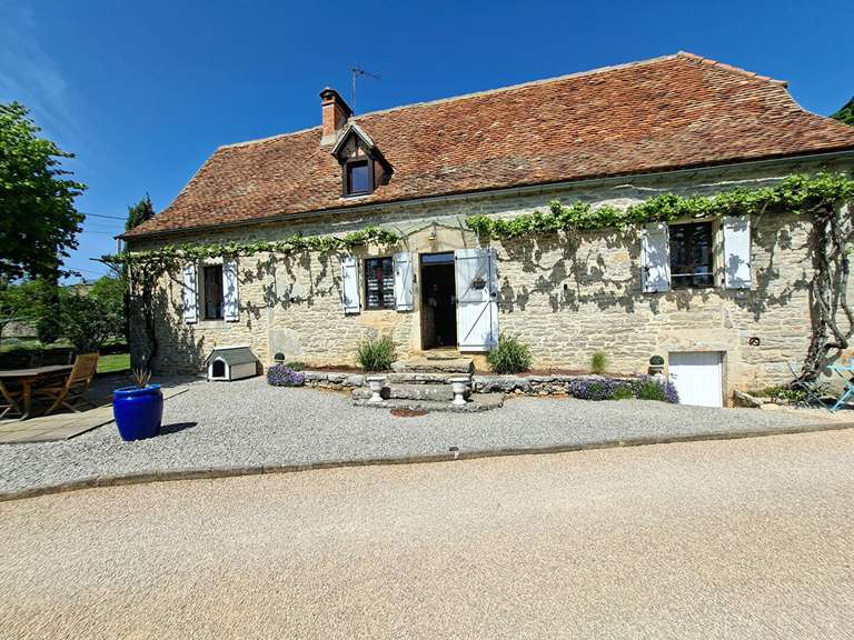 Propriété Gramat - 15 chambres - 723m²