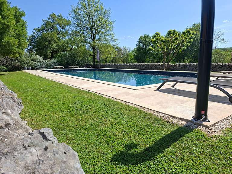 Propriété Gramat - 15 chambres - 723m²