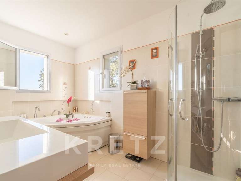 Maison Granace - 5 chambres - 221m²