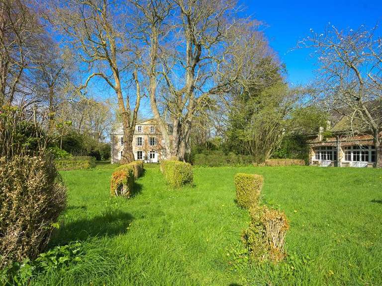 House Grandcamp-Maisy - 12 bedrooms - 592m²