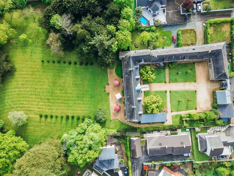 Castle Grandchamps-des-Fontaines - 7 bedrooms - 500m²
