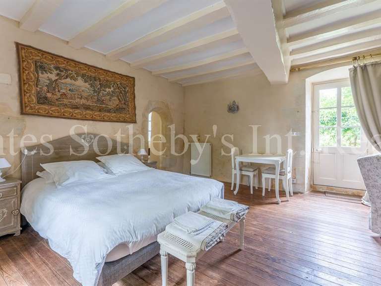 Maison Grandchamps-des-Fontaines - 6 chambres - 490m²