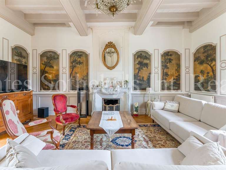 Maison Grandchamps-des-Fontaines - 6 chambres - 490m²