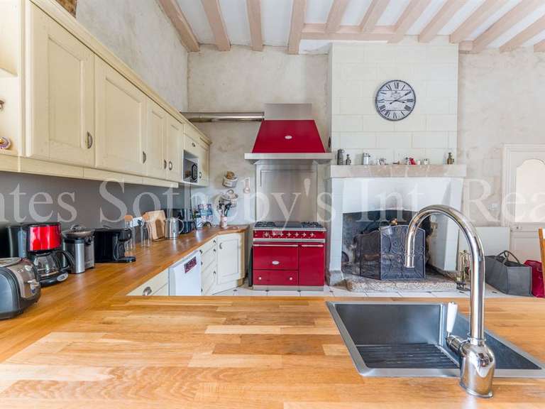 Maison Grandchamps-des-Fontaines - 6 chambres - 490m²