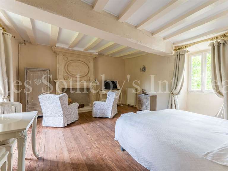 Maison Grandchamps-des-Fontaines - 6 chambres - 490m²