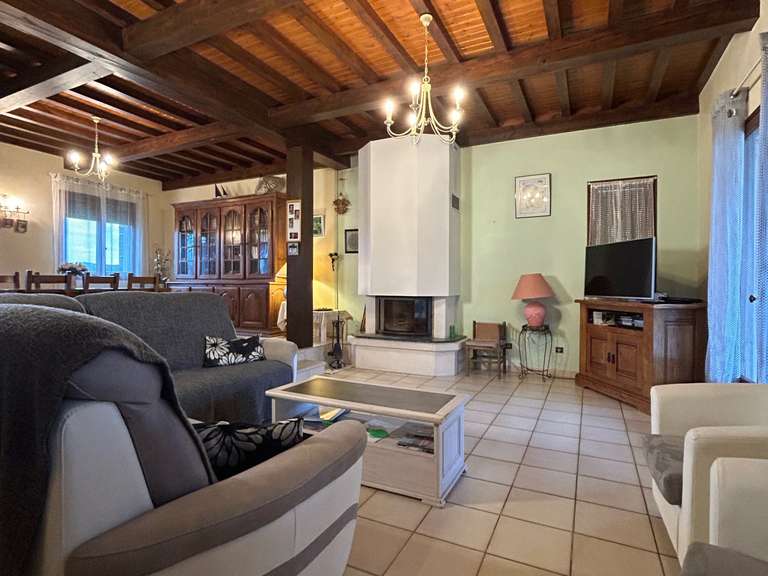 Maison Granges-les-Beaumont - 4 chambres - 190m²