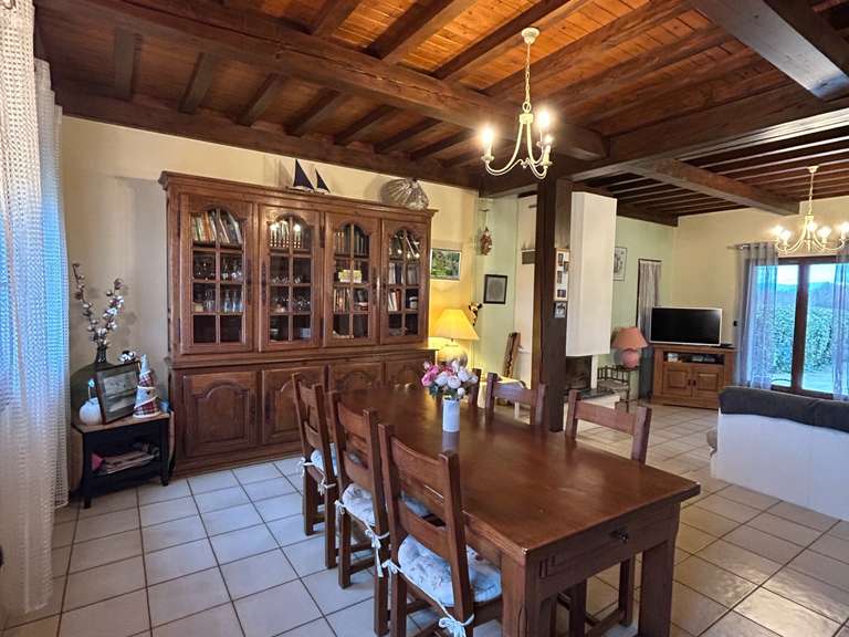 Maison Granges-les-Beaumont - 4 chambres - 190m²