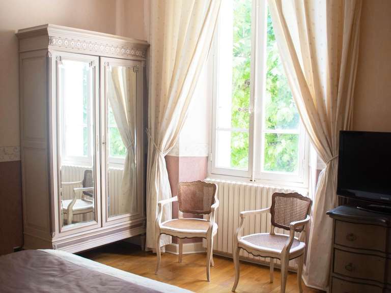 Hôtel particulier Grans - 7 chambres - 496m²
