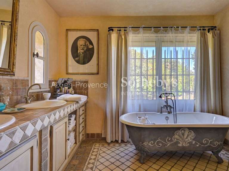 Maison Grans - 4 chambres - 300m²