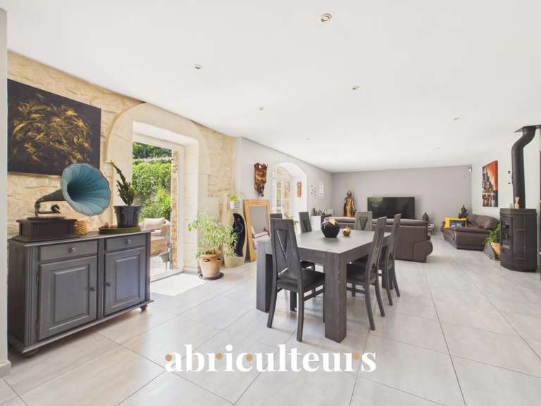 Maison Grans - 3 chambres - 249m²