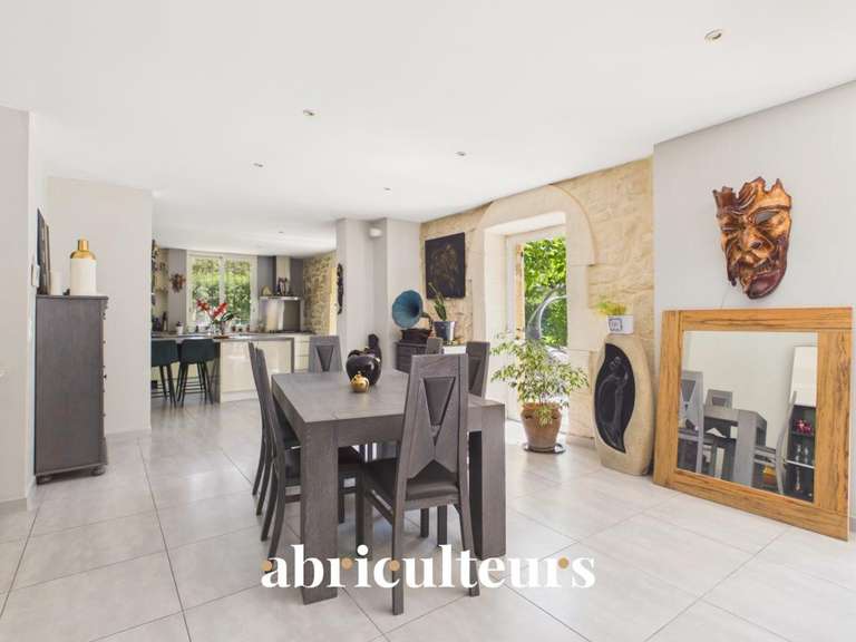 Maison Grans - 3 chambres - 249m²