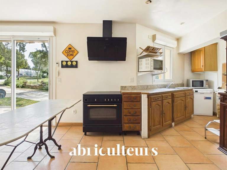 Maison Grans - 4 chambres - 254m²